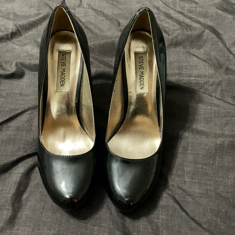 Black Steve madden heels